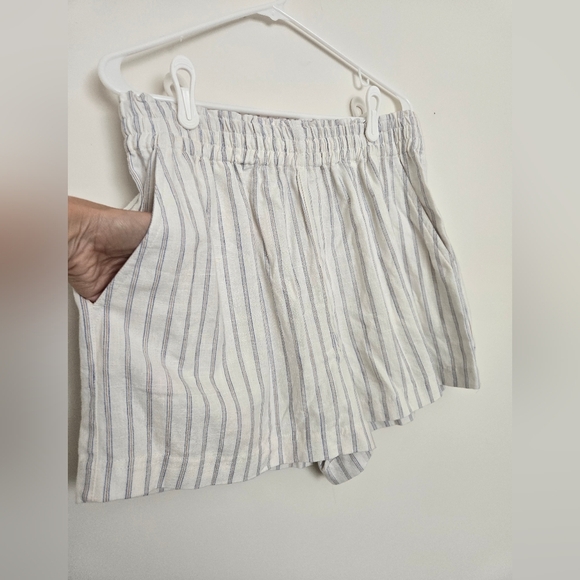 Gentle Fawn White and Blue Striped Linen Shorts with pockets boxer style | XL - Picture 2 of 5